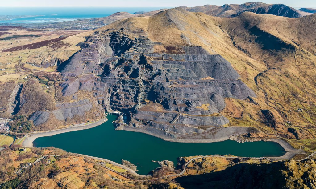 Electric Mountain aka Elidir Fawr