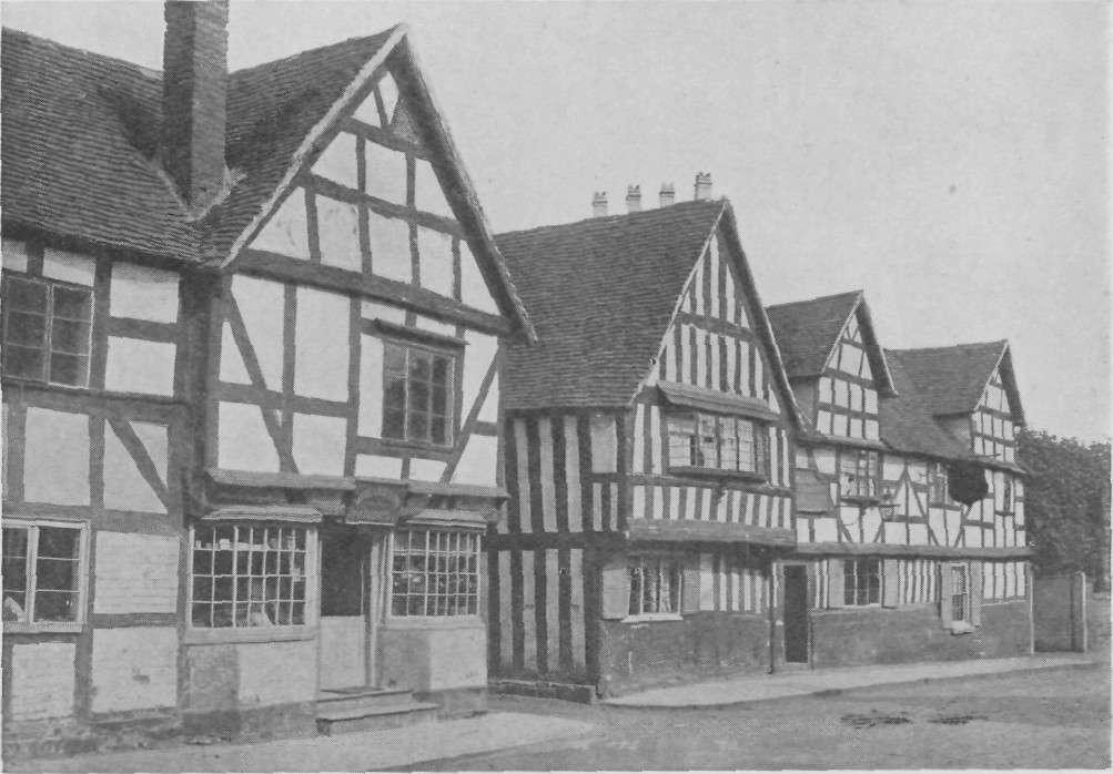 OMBERSLEY VILLAGE: "THE KING'S ARMS," WHERE CHARLES II RESTED DURING HIS FLIGHT AFTER THE BATTLE OF WORCESTER, 1652.